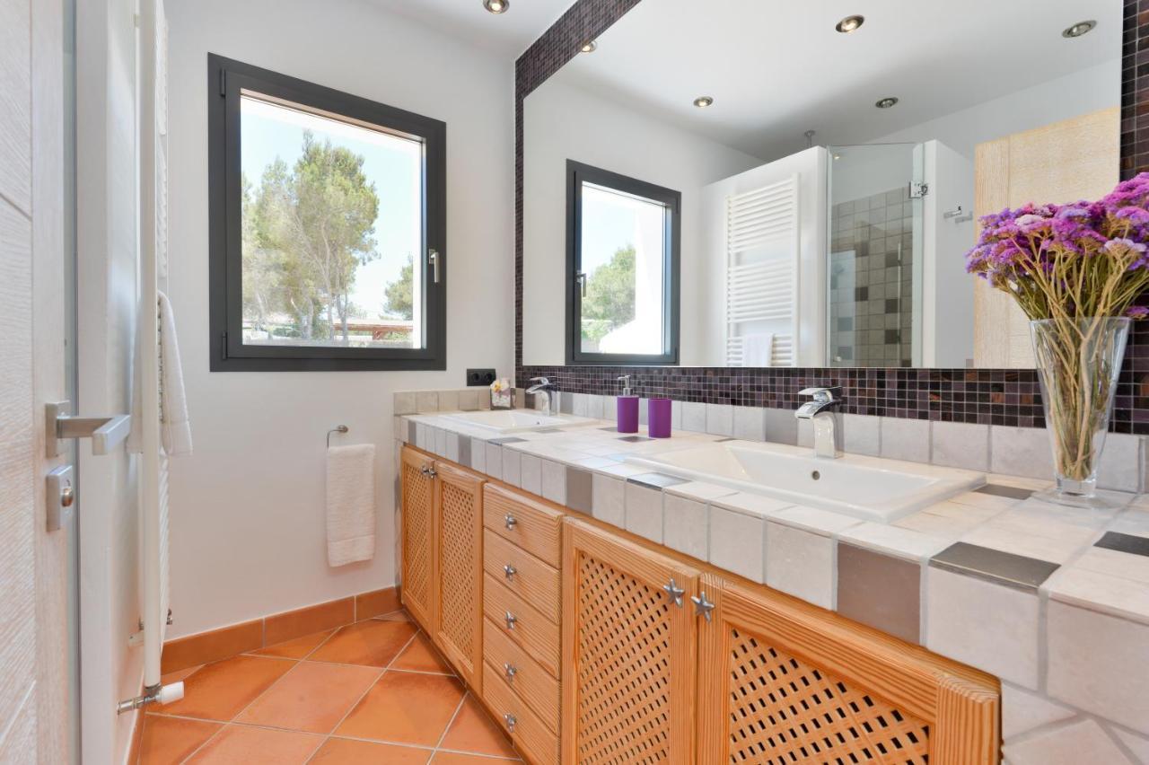 سانتا أيُلاريا ذيس ريو New Villa With Pool 19 Mins From Ibiza Town Cana Clara المظهر الخارجي الصورة